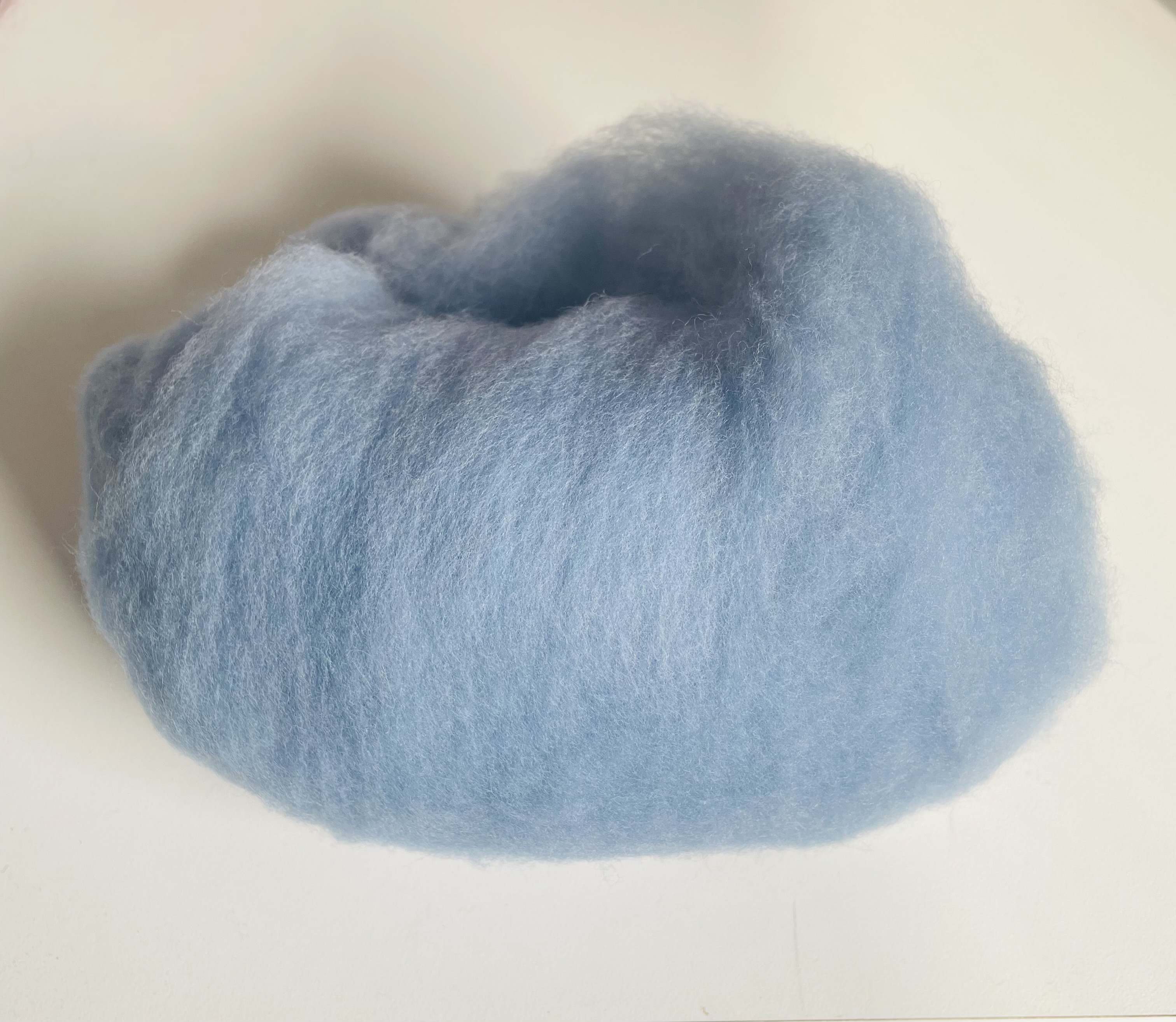 50 g  merino mykaná svetlá modrá