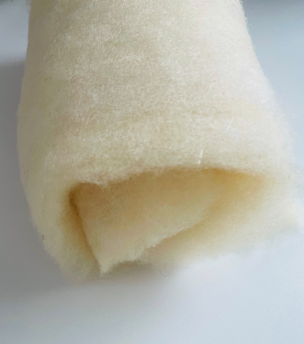 100 g  Slovenská vlna- Merino mykaná vo vlyse, natural